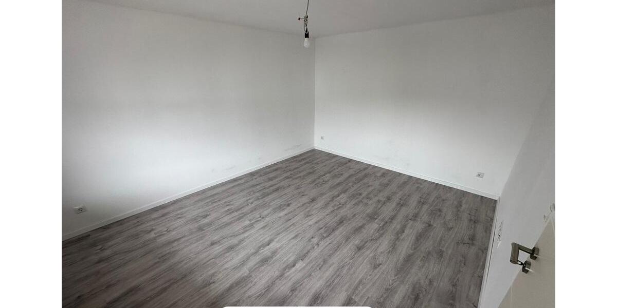Einfamilienhaus Wirges - 5 Zimmer, 120 m&sup2;, 1.100&euro; | Angebot:25518992