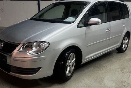 VW Touran 232.800 km 3.750 &euro; Mayen 56727