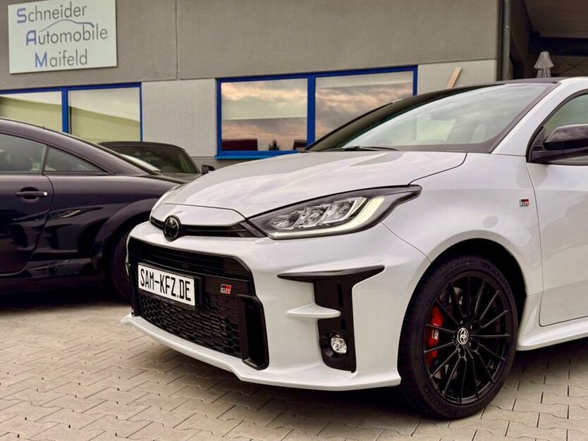 Yaris