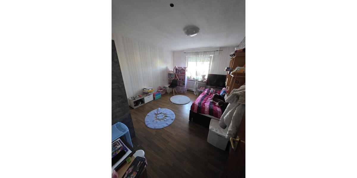 Etagenwohnung Koblenz Bubenheim - 3 Zimmer, 90 m&sup2;, 800&euro; | Angebot:25380714