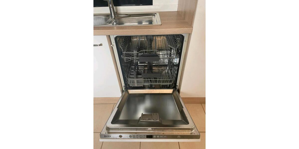 LAHNSTEIN-OBERLAHNSTEIN, Burgstr. 61, DG 2 ZKB mit EBK 2 zimmer