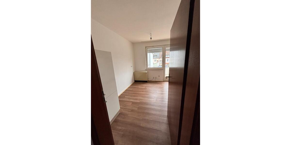 Etagenwohnung Bad Breisig - 2 Zimmer, 82 m&sup2;, 900&euro; | Angebot:25982032