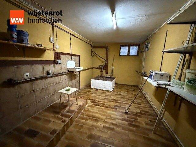Mehrfamilienhaus, Wohnhaus Neuwied / Niederbieber Niederbieber - 7 Zimmer, 210 m&sup2;, 398.000&euro; | Angebot:25668591