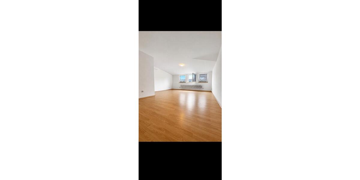 Einfamilienhaus Neuwied - 6 Zimmer, 150 m&sup2;, 1.300&euro; | Angebot:26683026
