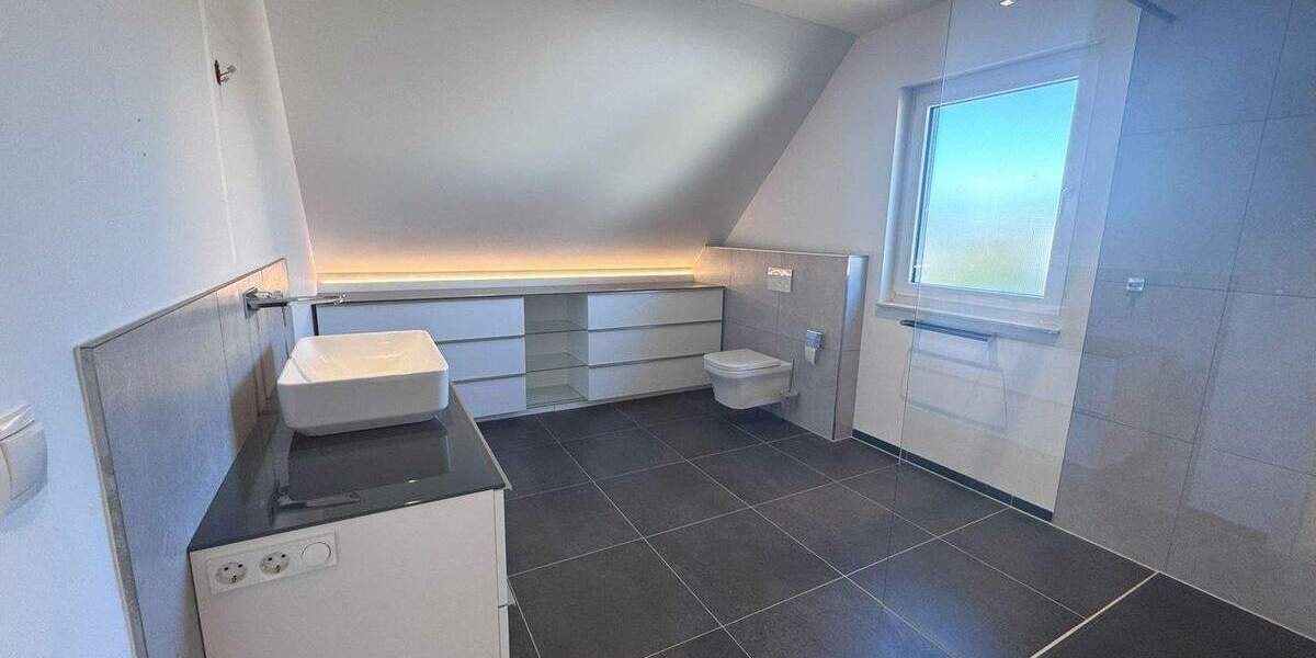 Einfamilienhaus Neuwied Oberbieber - 5 Zimmer, 177 m&sup2;, 2.000&euro; | Angebot:24874121