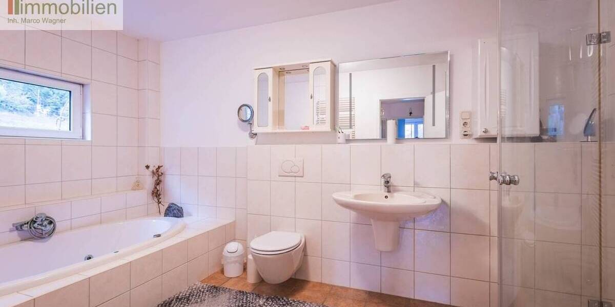 Einfamilienhaus Reuschenbach Reuschenbach - 5 Zimmer, 194 m&sup2;, 399.000&euro; | Angebot:26275909