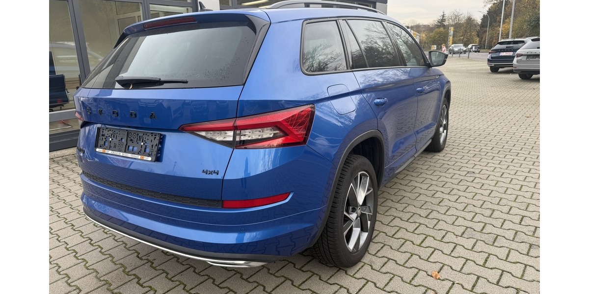 Skoda Kodiaq Sportline 4x4 119.000 km 27.990 € Koblenz 56070