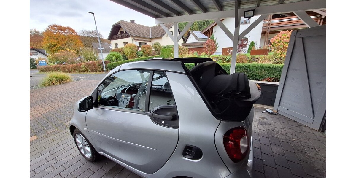 Smart Fortwo Cabrio 45.200 km 10.500 &euro; Isenburg 56269