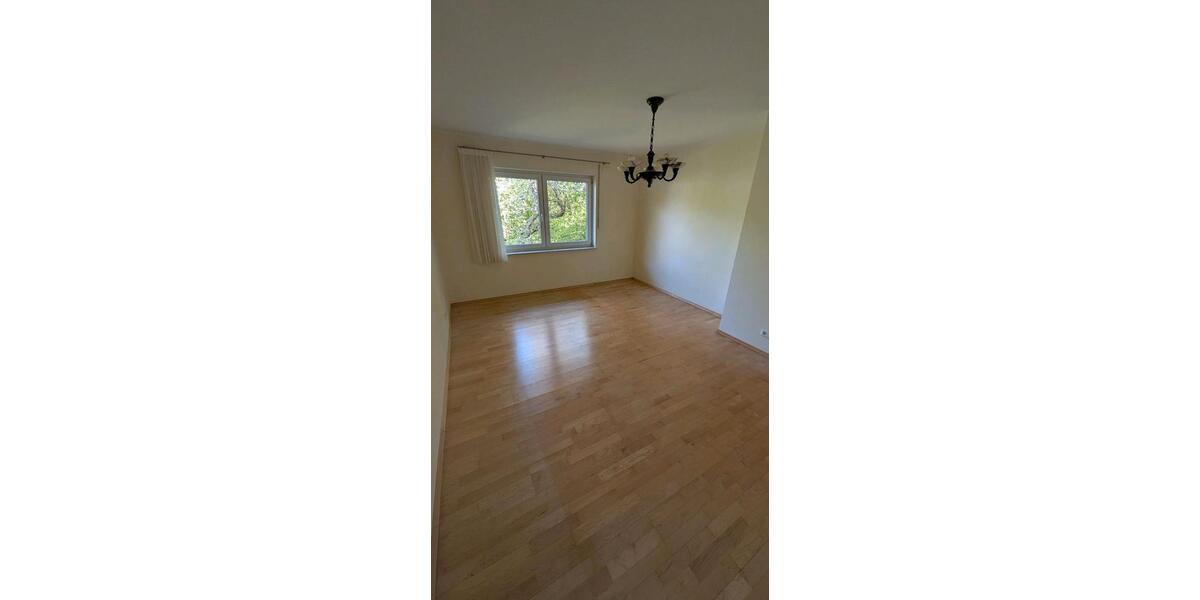 Etagenwohnung Mayen - 4 Zimmer, 133 m&sup2;, 1.200&euro; | Angebot:26691410
