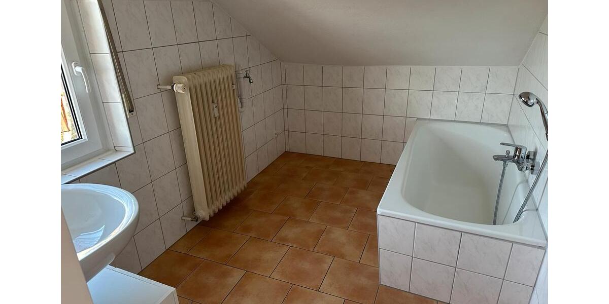 Dachgeschoßwohnung Dieblich - 1 Zimmer, 60 m&sup2;, 550&euro; | Angebot:26143281