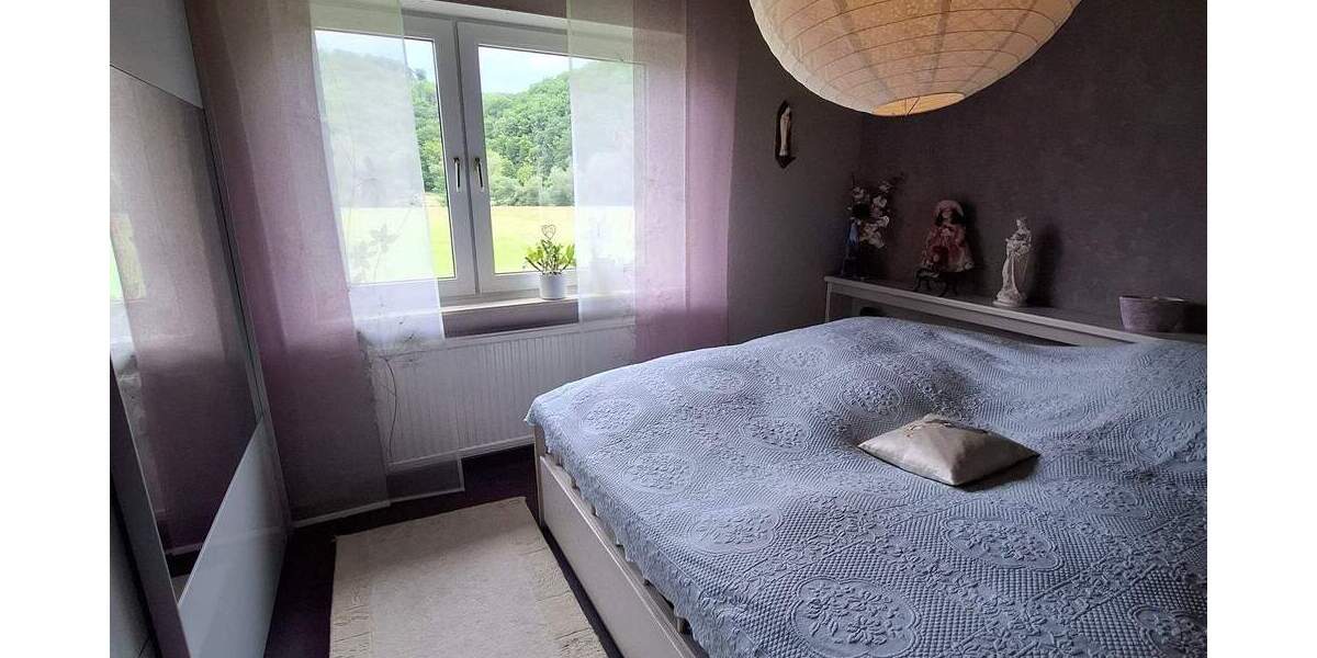 Erweiterbares Bauernhaus mit gepflegten Nebengebäuden, Abrissscheune und optionaler Pachtweide in ruhiger Dorflage! zimmer