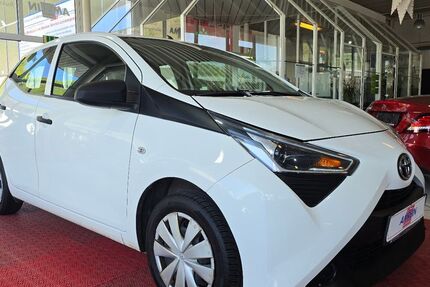 Toyota Aygo (X) 135.800 km 6.800 &euro; Lahnstein 56112