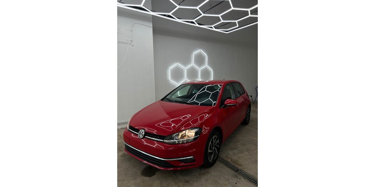VW Golf 140.800 km 10.200 &euro; Rheinbrohl 56598