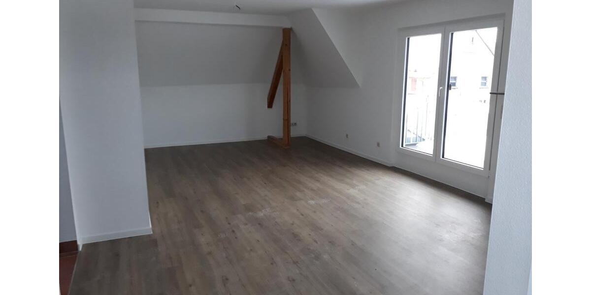 Dachgeschoßwohnung Koblenz Arenberg-Immendorf - 2 Zimmer, 94 m&sup2;, 780&euro; | Angebot:24976878