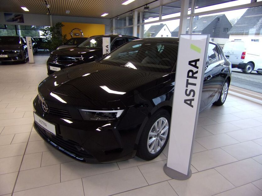 Opel Astra 5.000 km 25.880 € Ransbach-Baumbach 56235