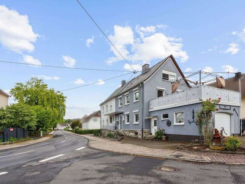 Haus zum Kaufen in Großholbach 280.000 € 159 m²