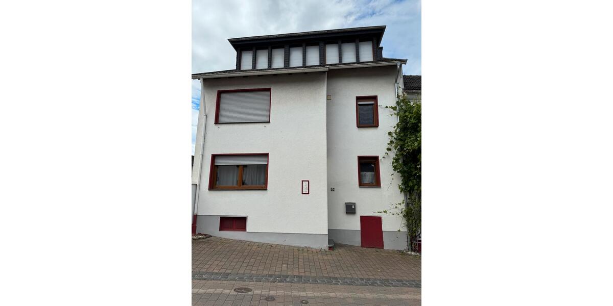 Mehrfamilienhaus, Wohnhaus Bad Breisig - 8 Zimmer, 195 m&sup2;, 390.000&euro; | Angebot:26919197