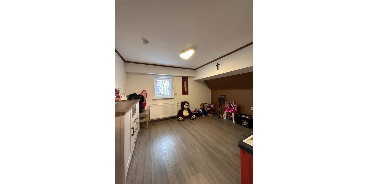 Maisonettenwohnung Hundsangen - 4 Zimmer, 105 m&sup2;, 950&euro; | Angebot:25056572