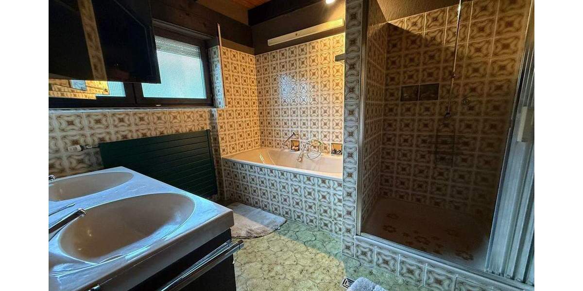 Einfamilienhaus Neuwied / Rodenbach Rodenbach - 9 Zimmer, 190 m&sup2;, 289.000&euro; | Angebot:25668162