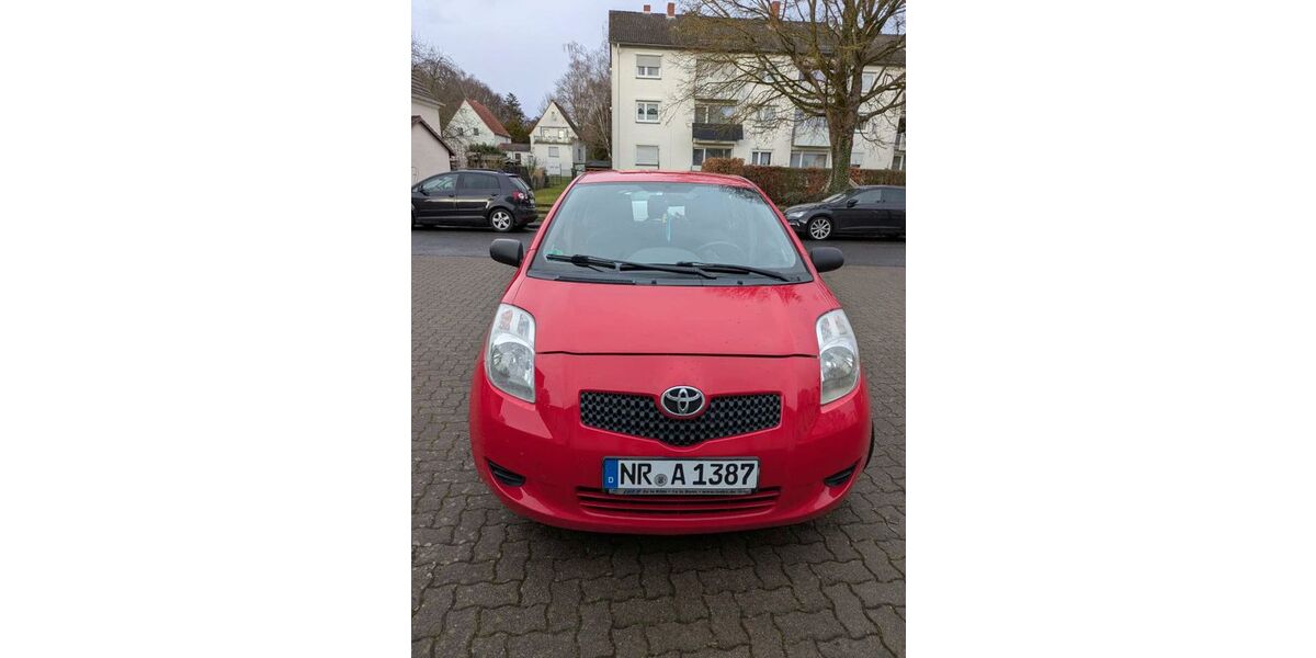 Toyota Yaris 188.000 km 2.800 &euro; Neuwied 56564