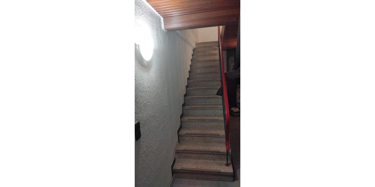 Einfamilienhaus Beltheim - 7 Zimmer, 180 m&sup2;, 149.000&euro; | Angebot:27079794