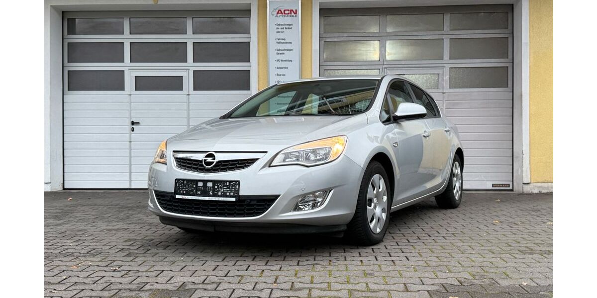 Opel Astra 72.283 km 6.690 &euro; Diez 65582