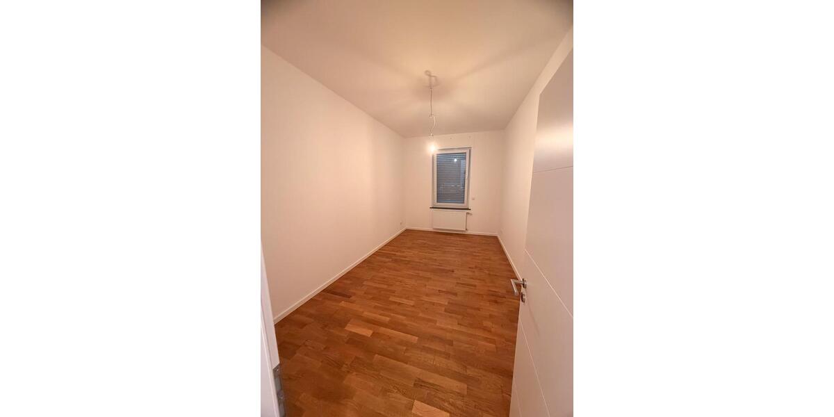 Etagenwohnung Lahnstein - 4 Zimmer, 120 m&sup2;, 800&euro; | Angebot:26462744