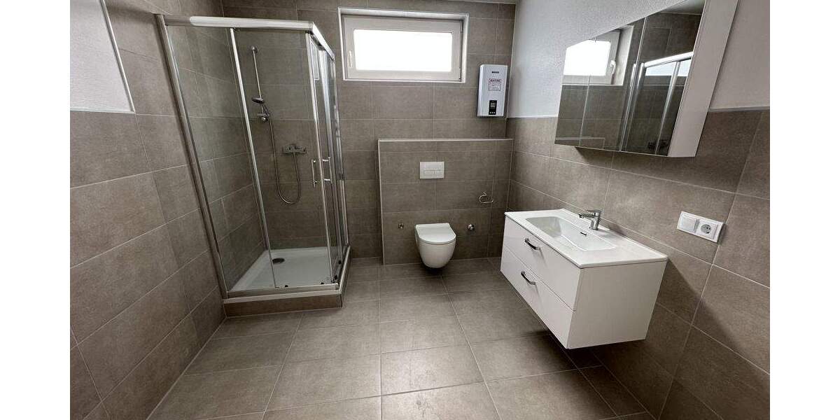 Gewerbeobjekt Ebernhahn - 4 Zimmer, 86 m&sup2;, 610&euro; | Angebot:25797005