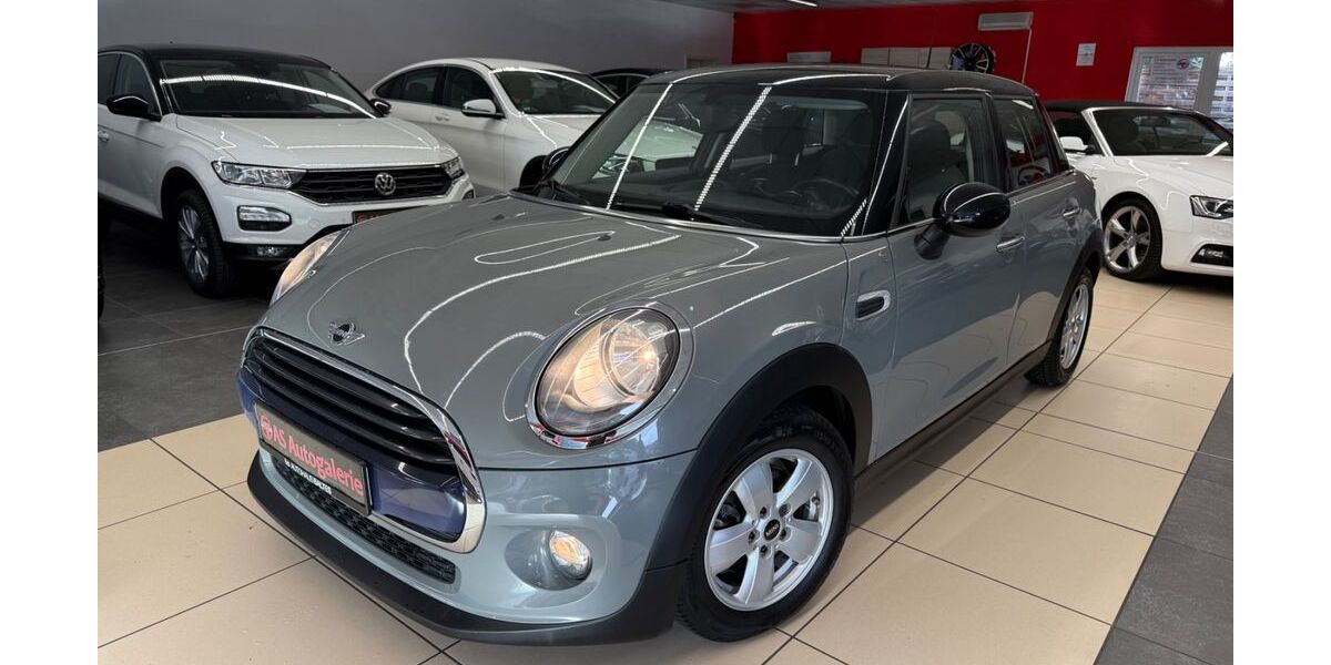 Mini Cooper 68.000 km 12.999 &euro; Bad Breisig 53498