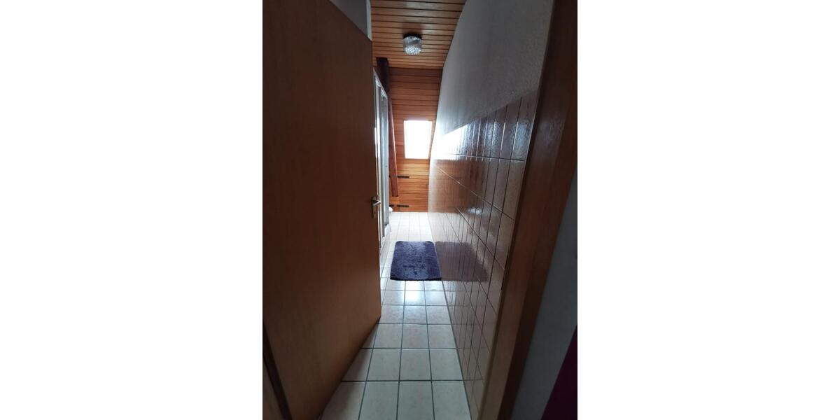 Etagenwohnung Schönborn - 6 Zimmer, 96 m&sup2;, 530&euro; | Angebot:26413042