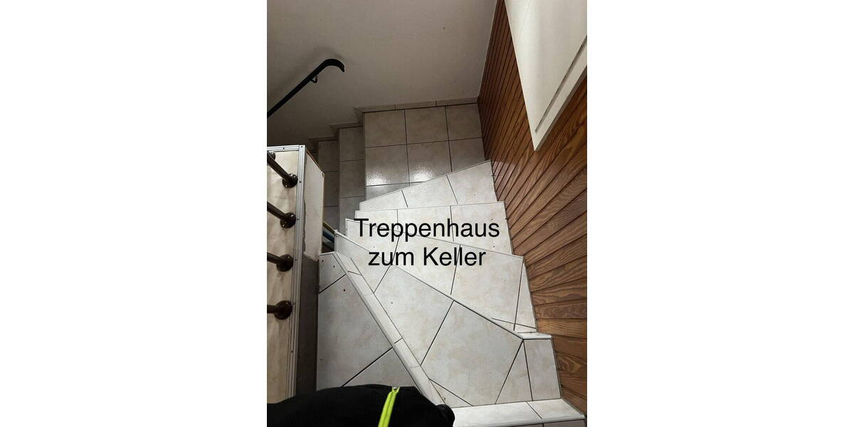 Mehrfamilienhaus, Wohnhaus Sankt Goar Werlau - 8 Zimmer, 210 m&sup2;, 280.000&euro; | Angebot:26447669