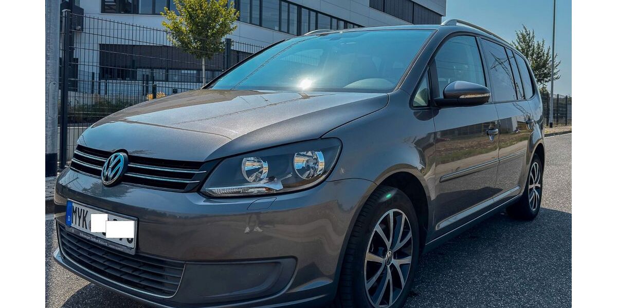 VW Touran 194.500 km 7.300 € Wolken 56332