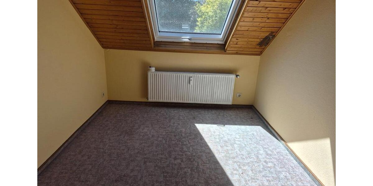 Dachgeschoßwohnung Mayen - 3 Zimmer, 68 m&sup2;, 600&euro; | Angebot:26384598