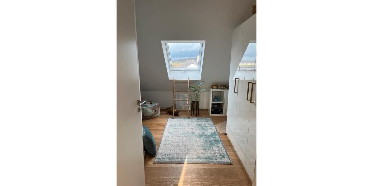 Dachgeschoßwohnung Koblenz Bubenheim - 4 Zimmer, 97 m&sup2;, 1.380&euro; | Angebot:26409102
