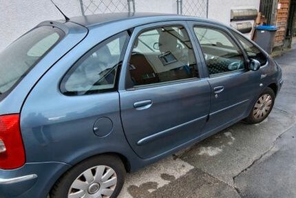 Citroen Xsara Picasso 45.000 km 3.999 &euro; Diez 65582