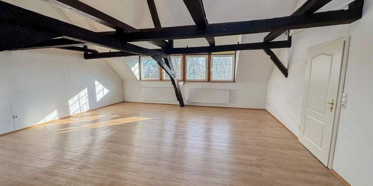 Reihenmittelhaus Katzenelnbogen - 4 Zimmer, 209 m&sup2;, 1.300&euro; | Angebot:25691918