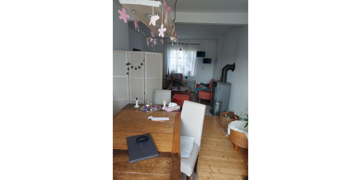 Einfamilienhaus Selters (Westerwald) - 6 Zimmer, 130 m&sup2;, 1.200&euro; | Angebot:26477692