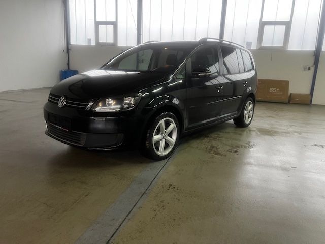 VW Touran 132.200 km 8.900 &euro; Mayen 56727