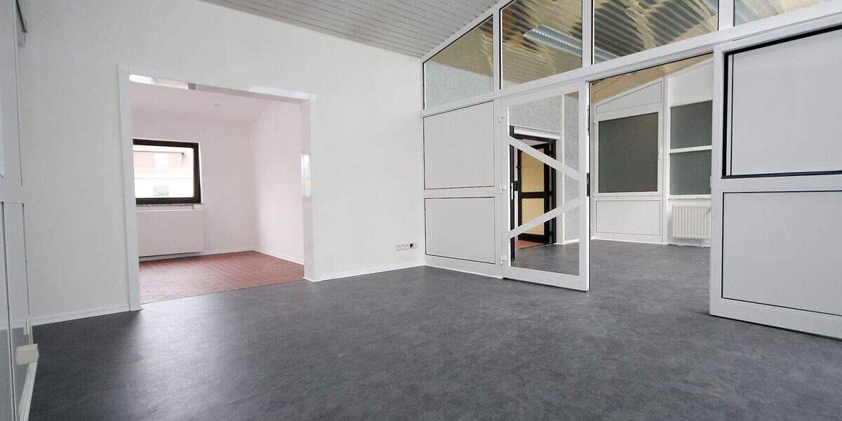 Räumlichkeiten bestens geeignet für Praxis oder Büro 4 zimmer