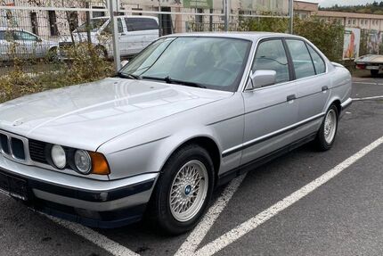 BMW 520 146.000 km 4.500 &euro; Diez 65582