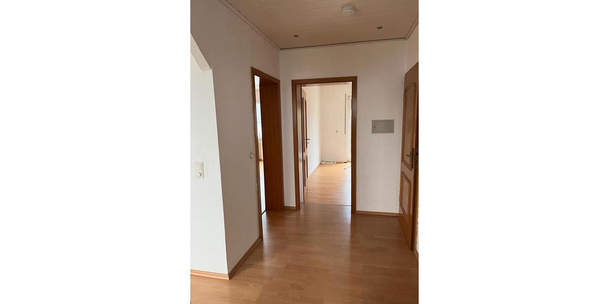 Etagenwohnung Dieblich - 1 Zimmer, 70 m&sup2;, 600&euro; | Angebot:26183373