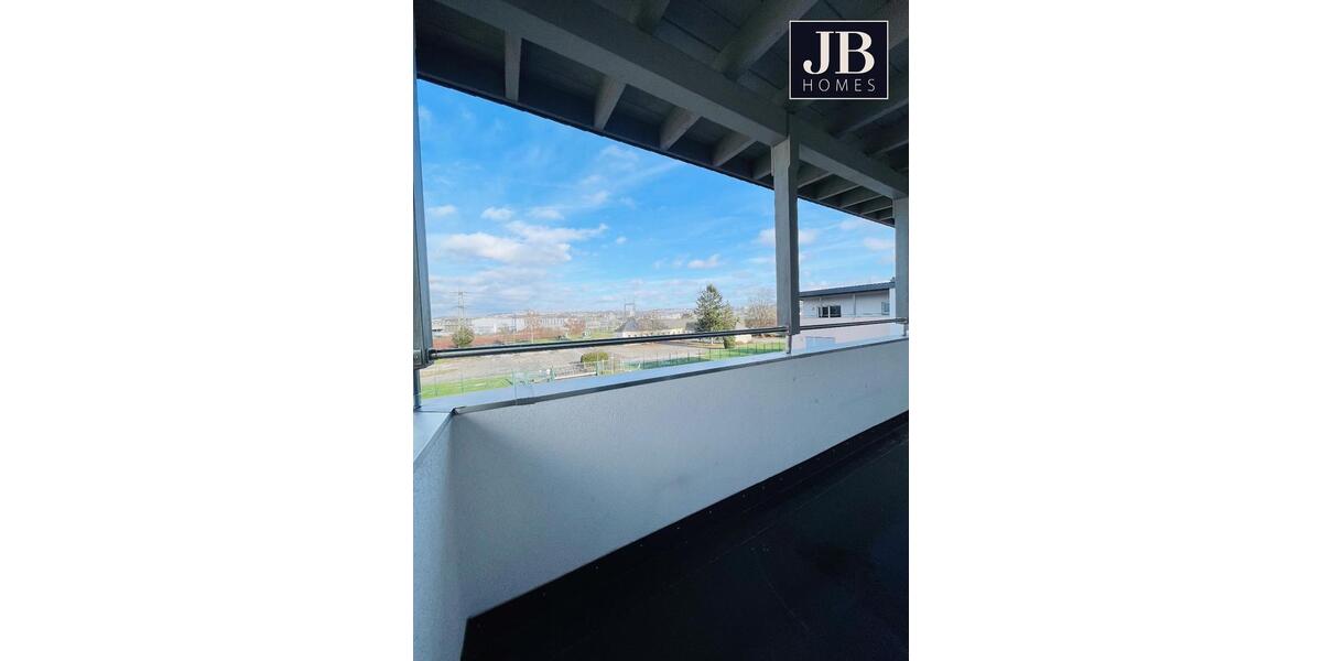 3-ZKB-Wohnung inkl. Balkon und Stellplatz (ab Februar bezugsfrei) 3 zimmer