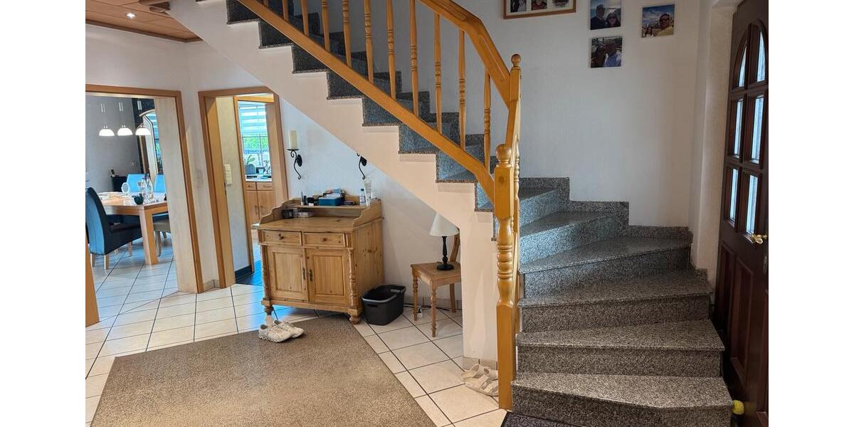 Einfamilienhaus Beltheim - 7 Zimmer, 217 m&sup2;, 469.000&euro; | Angebot:27066384