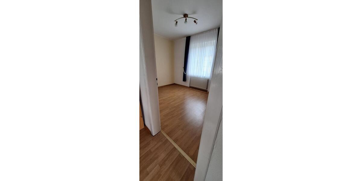 Einfamilienhaus Koblenz Lay - 7 Zimmer, 100 m&sup2;, 295.000&euro; | Angebot:27230627