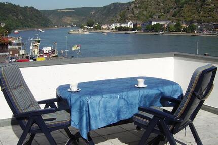 EFH mit großer Terrasse direkt am Rhein, wo andere Urlaub machen zimmer