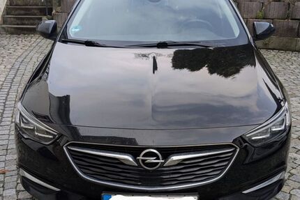 Opel Insignia 219.852 km 11.200 &euro; Diez 65582
