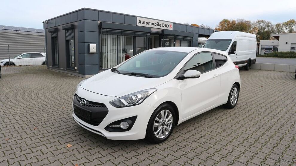 Hyundai i30 121.435 km 7.390 € Bendorf 56170