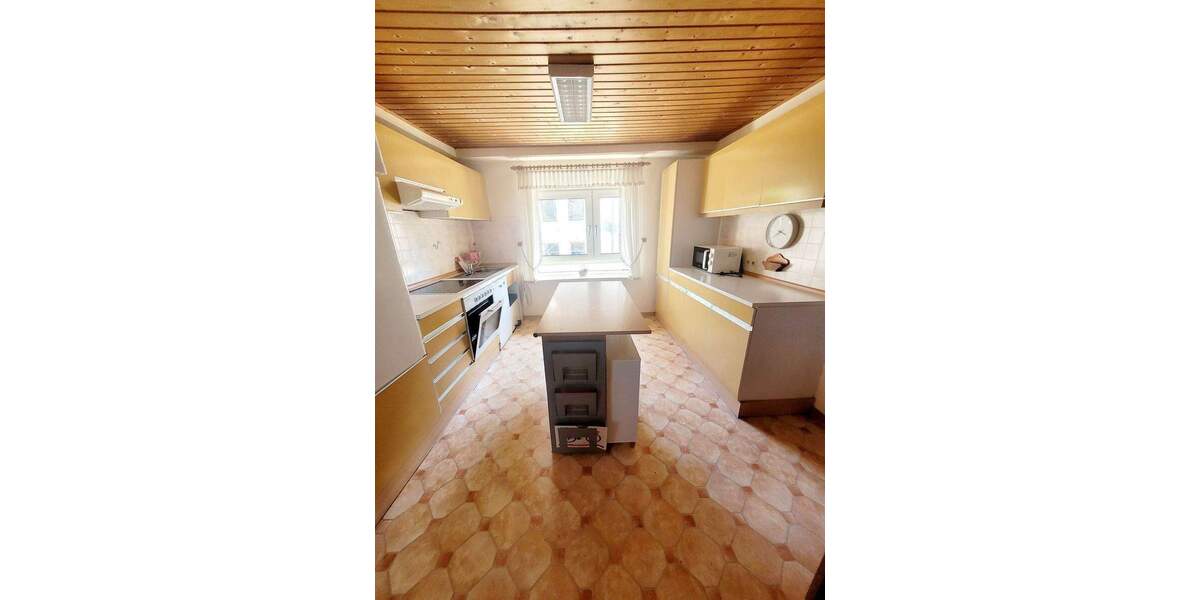 Mehrfamilienhaus, Wohnhaus Höhr-Grenzhausen Grenzhausen - 6 Zimmer, 168 m&sup2;, 209.000&euro; | Angebot:25567292