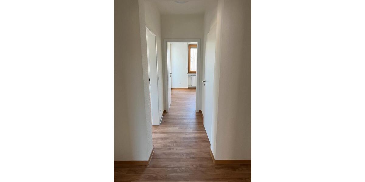 Etagenwohnung Andernach - 3 Zimmer, 80 m&sup2;, 1.180&euro; | Angebot:26690226