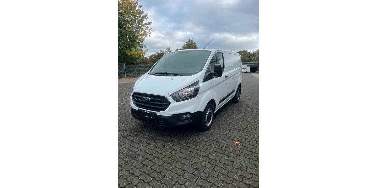 Ford Transit Custom 61.621 km 17.990 € Urmitz 56220